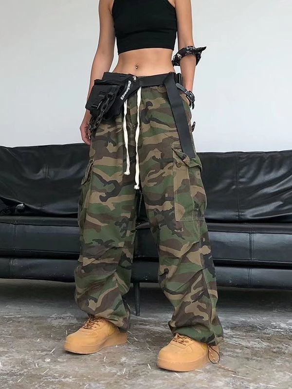 Retro Camo Baggy Cargo Pants
